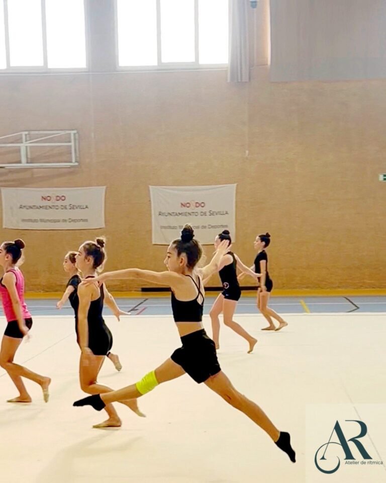 Masterclass de gimnasia rítmica con Lucía González en Sevilla, octubre de 2026 (16 de 30)