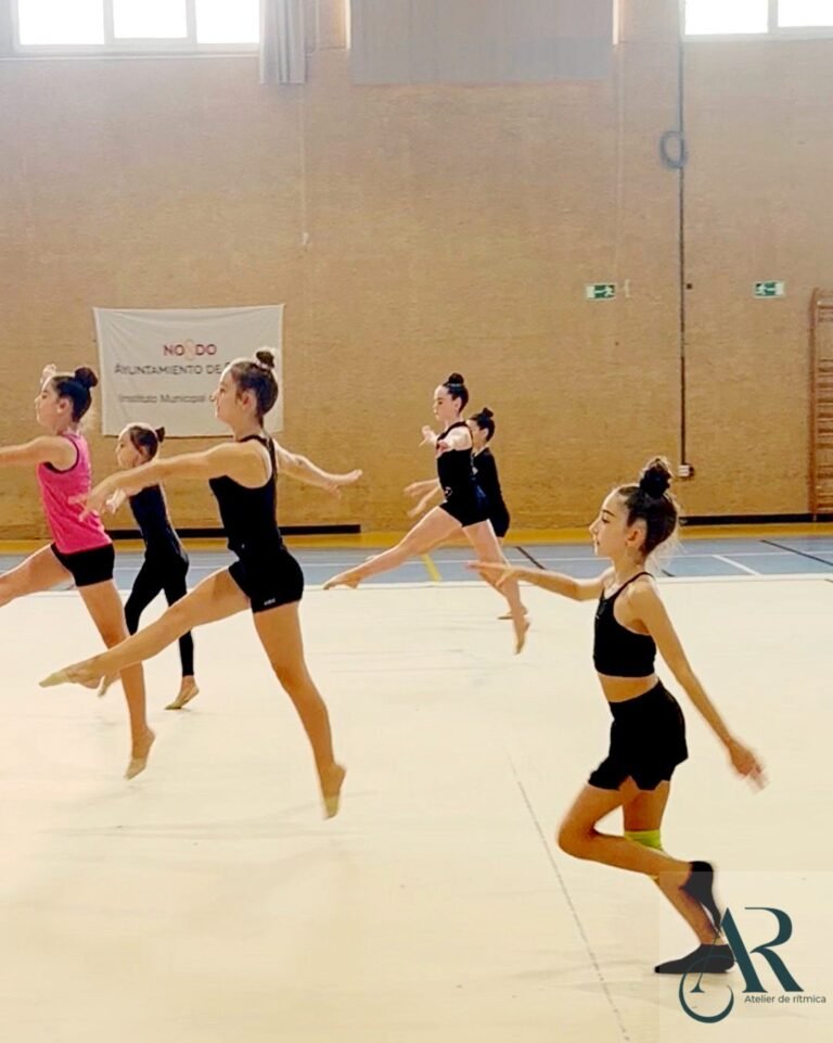 Masterclass de gimnasia rítmica con Lucía González en Sevilla, octubre de 2026 (17 de 30)